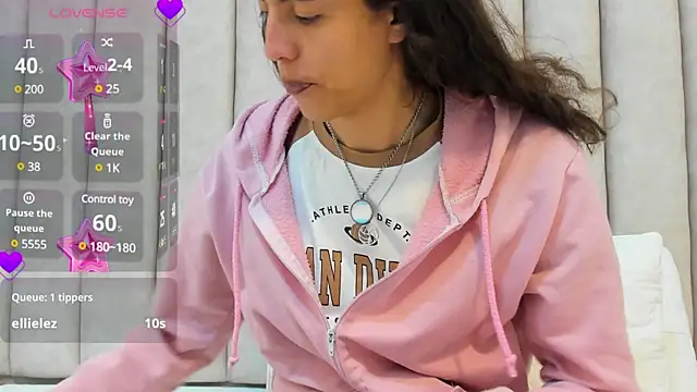 FreyaMoller online show from February 3, 7:21 pm