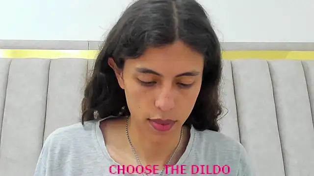 FreyaMoller online show from September 10, 7:47 pm