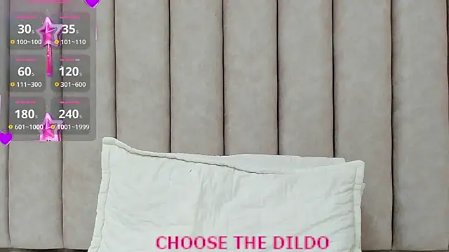 FreyaMoller online show from September 12, 5:02 pm