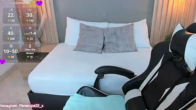 penelope22x  online show from December 28, 2:43 am