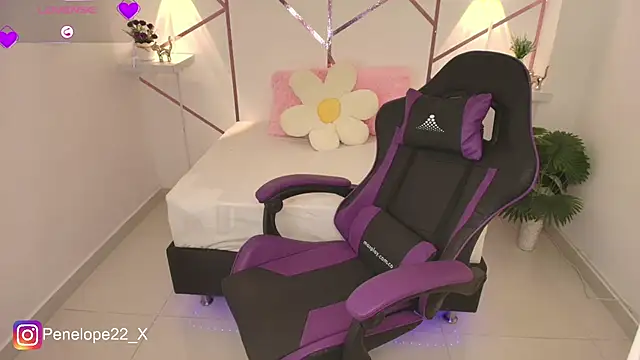 penelope22x  online show from February 11, 3:29 am