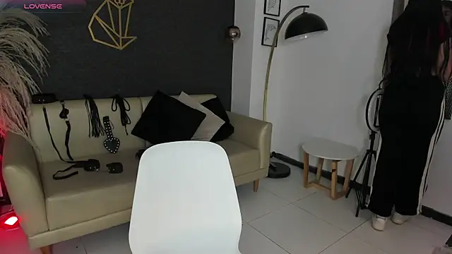 RACHEL EV online show from July 8, 5:12 am