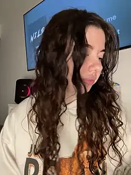 Kimi Ass online show from November 22, 1:04 am