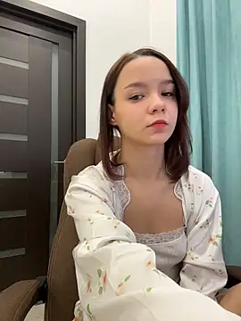 Times  Square online show from December 19, 10:00 am