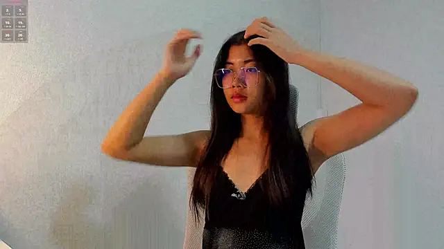 Snapshot of Cee_chalynn chatting on October 11, 2:37 pm Cee chalynn online show from October 11, 2:37 pm