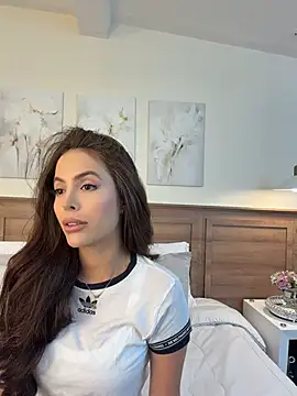 Snapshot of Amber_Rush_ chatting on July 15, 9:42 pm Amber Rush online show from July 15, 9:42 pm