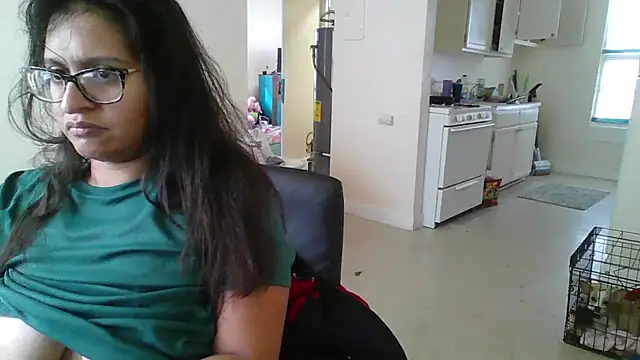 pvinkilla online show from December 4, 8:39 pm