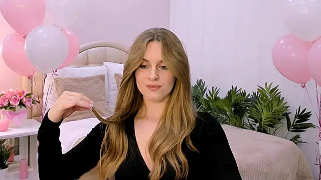 RozzitaBedberry online show from January 28, 12:22 pm