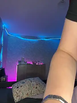 Snapshot of Evaaa_Babiesss chatting on March 9, 6:56 pm Evaaa Babiesss online show from March 9, 6:56 pm