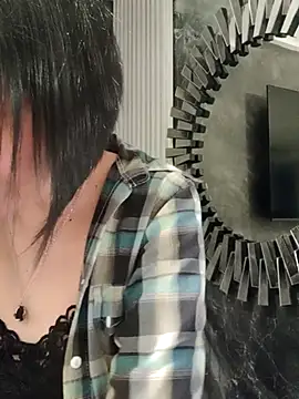 IsisBlake online show from February 27, 7:15 pm