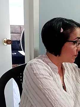 IsisBlake online show from March 15, 6:43 pm