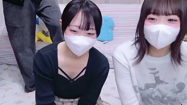 Mia--meow online show from November 1, 11:56 am