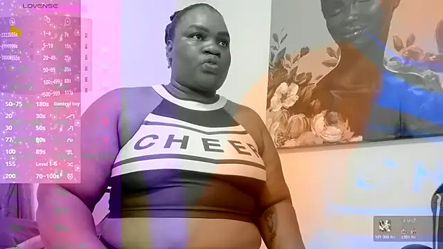 Snapshot of lilybaudyn_ chatting on December 17, 4:24 pm lilybaudyn online show from December 17, 4:24 pm