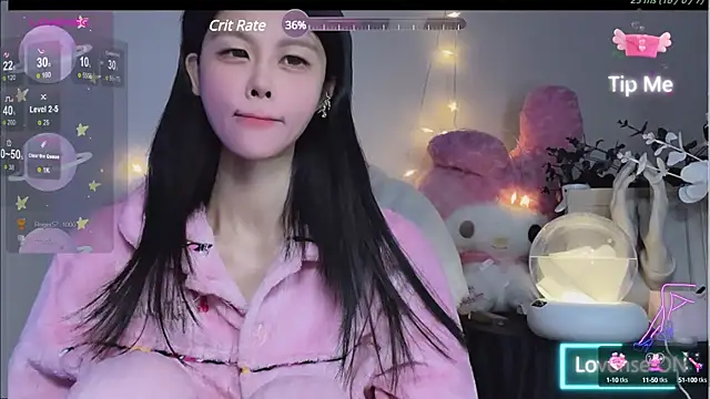 Snapshot of O0_0Q chatting on December 16, 5:11 pm O0 0Q online show from December 16, 5:11 pm