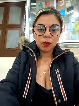 Cata Office-12 online show from December 18, 9:08 pm