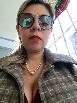 Cata Office-12 online show from December 20, 1:22 pm