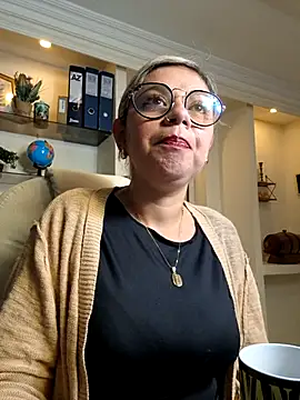 Cata Office-12 online show from March 3, 2:59 pm