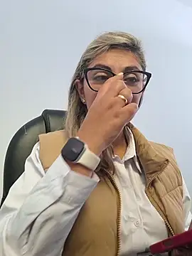 Cata Office-12 online show from November 8, 5:01 pm