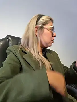 Cata Office-12 online show from November 12, 9:14 pm