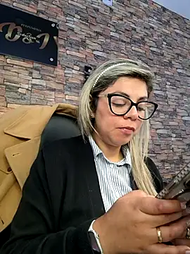 Cata Office-12 online show from December 15, 9:52 pm