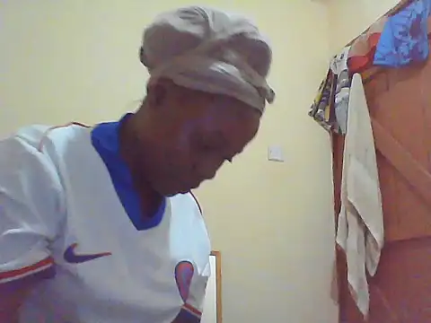 EBONYVANILLA02 online show from November 20, 8:19 pm