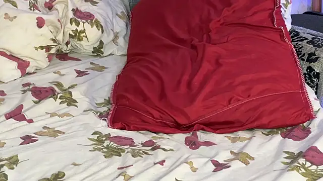 Snapshot of Stick_Twlx chatting on December 21, 3:31 pm Stick Twlx online show from December 21, 3:31 pm