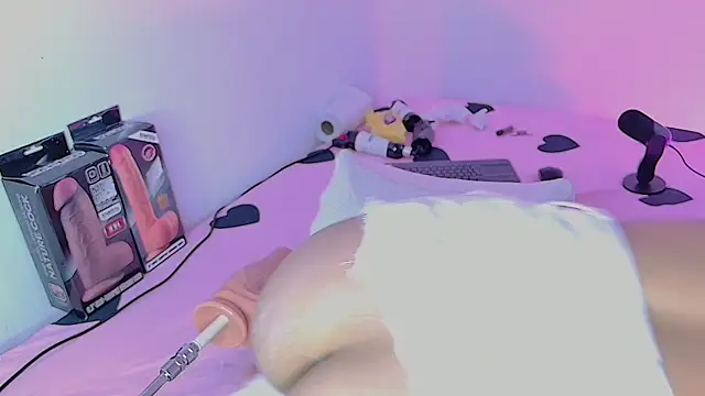 LinayAndValenMVP online show from February 1, 12:29 am