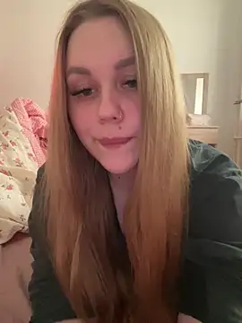Marylallka5 online show from May 31, 7:04 am