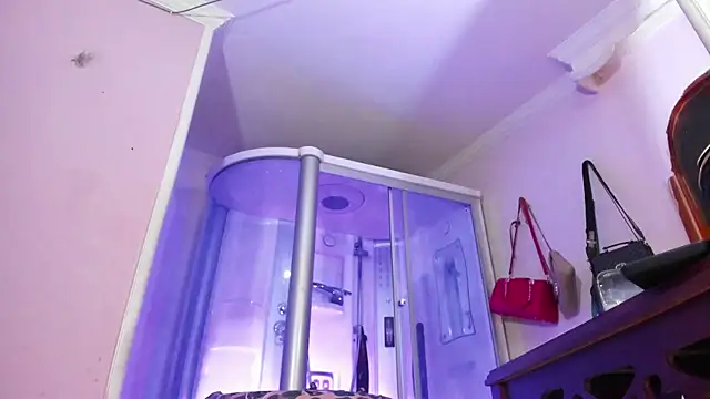 sexy-luna-star-ts online show from November 24, 8:25 am