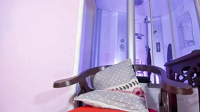 sexy-luna-star-ts online show from December 3, 6:28 pm