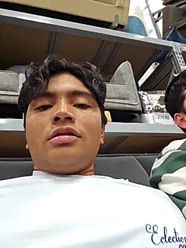  Ottis  online show from April 17, 6:11 pm