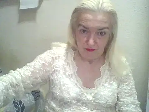 Snapshot of Meri798 chatting on July 25, 9:23 pm Meri798 online show from July 25, 9:23 pm