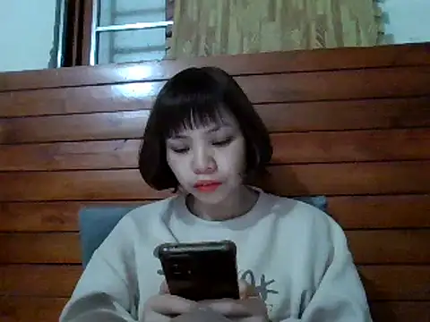 Snapshot of Angela-Eira chatting on March 6, 9:31 pm Angela-Eira online show from March 6, 9:31 pm