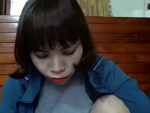 Snapshot of Angela-Eira chatting on March 10, 3:56 am Angela-Eira online show from March 10, 3:56 am