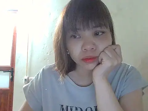 Snapshot of Angela-Eira chatting on October 28, 9:17 pm Angela-Eira online show from October 28, 9:17 pm