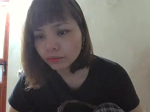 Snapshot of Angela-Eira chatting on November 8, 9:13 pm Angela-Eira online show from November 8, 9:13 pm