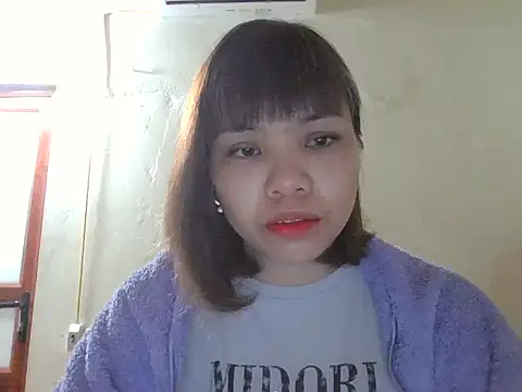 Snapshot of Angela-Eira chatting on November 17, 9:31 pm Angela-Eira online show from November 17, 9:31 pm