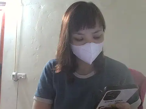 Snapshot of Angela-Eira chatting on April 25, 10:40 pm Angela-Eira online show from April 25, 10:40 pm