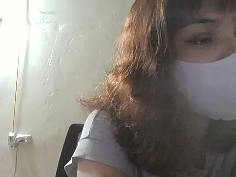 Snapshot of Angela-Eira chatting on May 10, 9:31 pm Angela-Eira online show from May 10, 9:31 pm