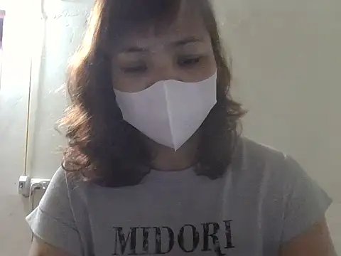 Snapshot of Angela-Eira chatting on May 16, 9:35 pm Angela-Eira online show from May 16, 9:35 pm
