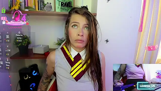 sweetlittlelisa online show from October 15, 8:20 pm