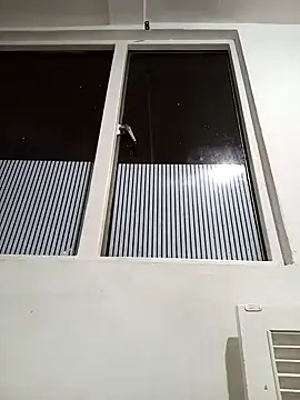 Snapshot of weedmanhot28 chatting on December 10, 12:06 am weedmanhot28 online show from December 10, 12:06 am