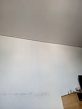 Snapshot of weedmanhot28 chatting on December 21, 3:42 pm weedmanhot28 online show from December 21, 3:42 pm