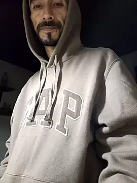 Snapshot of weedmanhot28 chatting on October 3, 12:07 am weedmanhot28 online show from October 3, 12:07 am