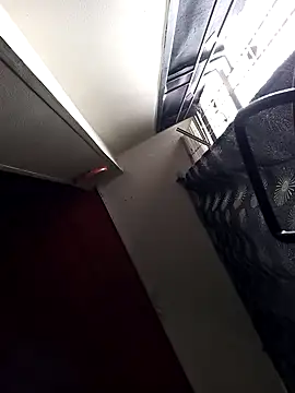 weedmanhot28 online show from December 20, 1:07 pm