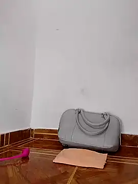 Dakary hot online show from December 12, 9:48 pm