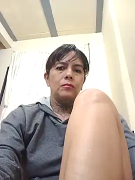 Dakary hot online show from November 18, 9:30 pm