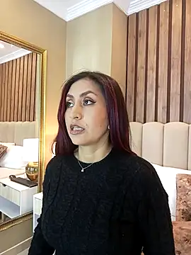 Snapshot of MonicaMoret chatting on February 25, 12:03 pm MonicaMoret online show from February 25, 12:03 pm