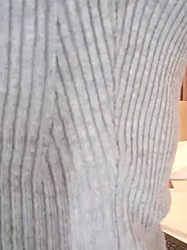 Snapshot of MonicaMoret chatting on March 4, 12:22 pm MonicaMoret online show from March 4, 12:22 pm