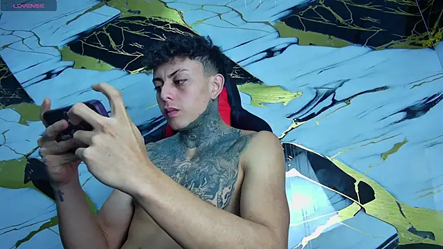 Kevin22 222 online show from March 23, 8:04 am